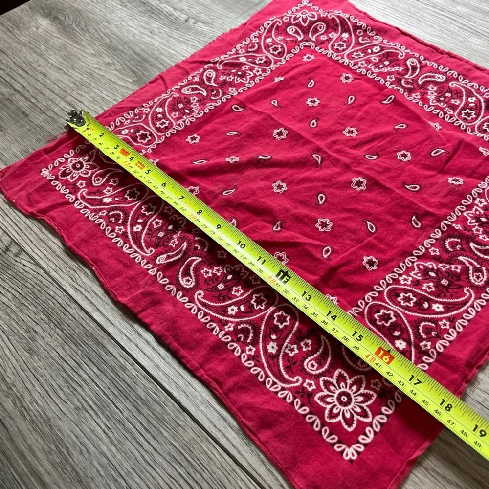 Unbranded Bandana Unisex OS Red Paisley Made in USA Cotton Western Scarf AD4 vtg